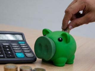 educacion_financiera_deberia_ser_obligatoria_en_colegios__1_0.jpg
